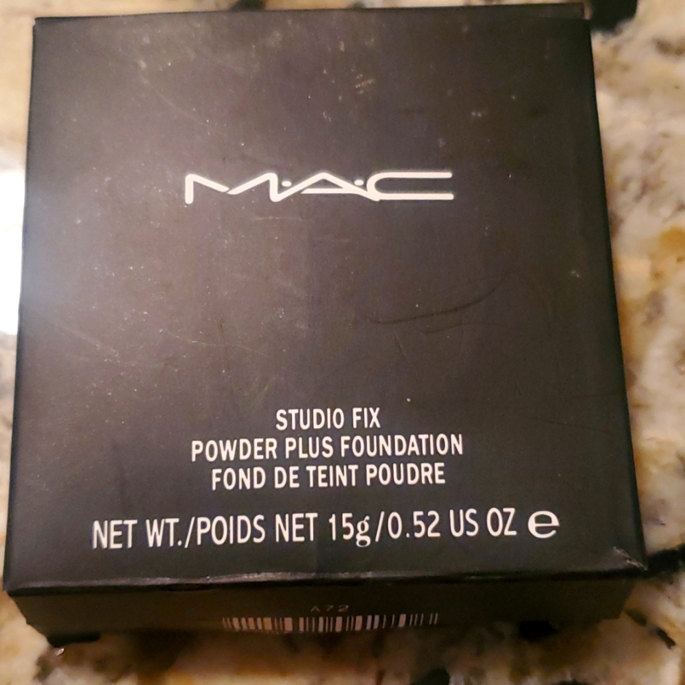Mac fix studio foundation